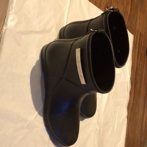 Alice + Whittles rain boots size 8